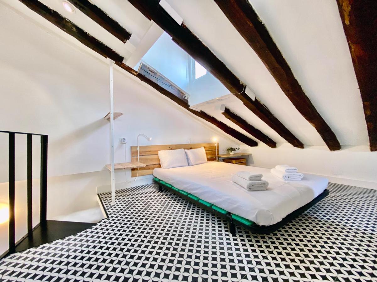 Апартаменты Charming Gran Via Attic Мадрид Экстерьер фото